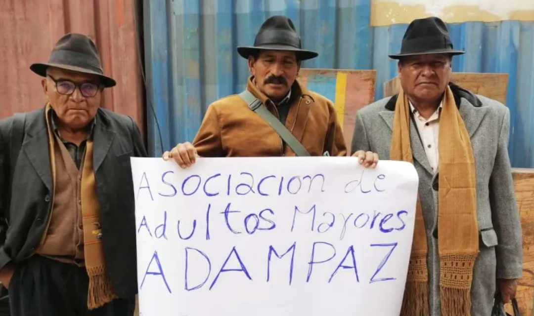 Adultos Mayores de La Paz piden aumento de la Renta Dignidad a 1.500 bolivianos