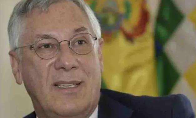 Rodríguez Veltzé propone eliminar la reelección y ampliar mandatos