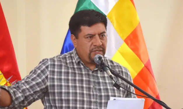 Gobierno reconoce déficit de diésel pero asegura abastecimiento
