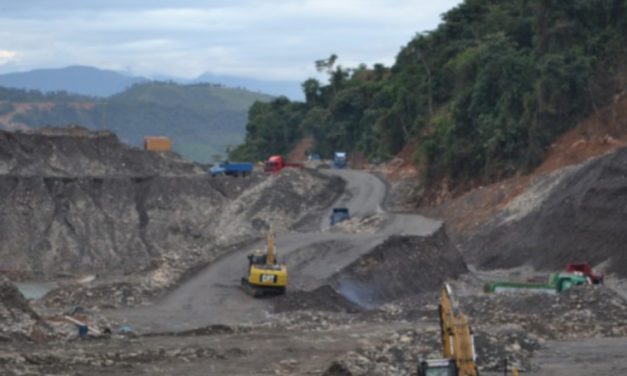 Mineros presionan para anular la prohibición de explotación en cabeceras de cuenca, lagos y ríos