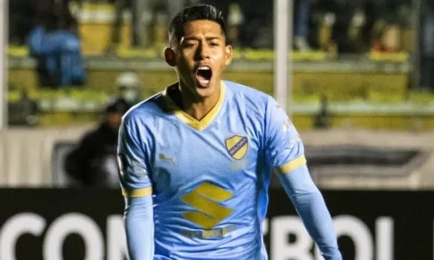 Bolívar golea a Cristal por 3-0 en la Copa Libertadores y demuestra su superioridad
