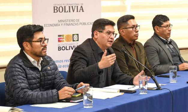 Gobierno rechaza rebaja de Moody’s y destaca solvencia económica