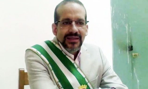 Camacho alerta que ‘Bolivia está en las puertas de una inflación descontrolada’