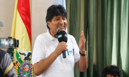 Justicia deja sin efecto orden de aprehensión contra Evo Morales