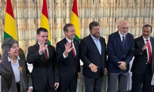 Bloque opositor define encuestas para elegir su candidato