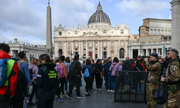 Cortejo fúnebre de Francisco recorrerá seis kilómetros en Roma
