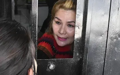 Jeanine Añez denuncia que sus abogados e hijos son amenazados para que abandonen su caso