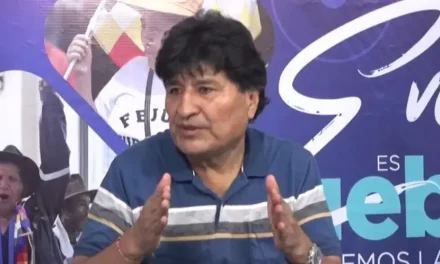 Rumbo a las elecciones, Evo defiende personería jurídica de FPV y PAN-BOL