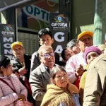 Escasez de aceite provoca filas y reclamos en La Paz