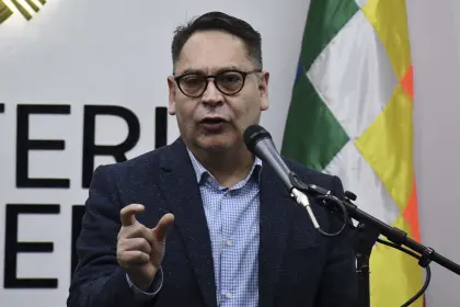 “Han cruzado de la amenaza a lo delictivo”, dice Aguilera tras la explosión cerca de la casa de un vocal electoral
