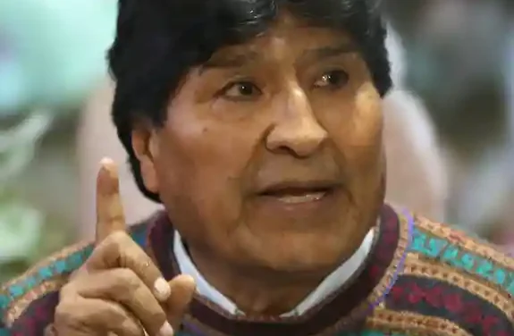 Evismo cierra filas por jueza que anuló la imputación contra Morales