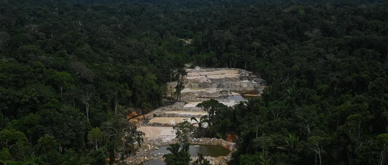 Oro manchado de sangre: La minería ilegal desangra a Perú y sacude a Bolivia y otros países de Sudamérica