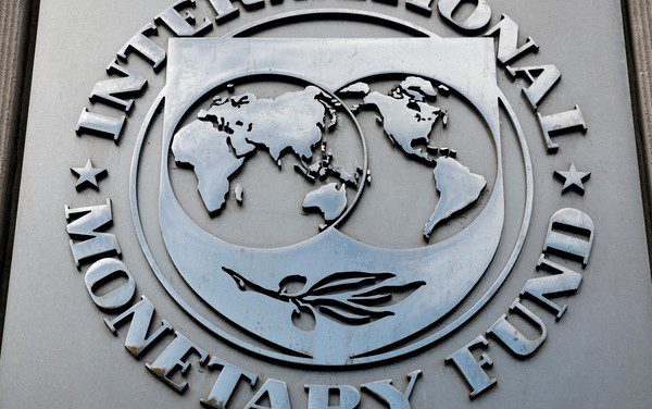 FMI dice que las políticas actuales son insostenibles y sugiere a Bolivia un cambio para evitar un ajuste desordenado 