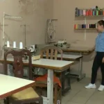“Duele tener que cerrar un negocio”, microempresarios venden equipos y despiden personal ante la crisis 