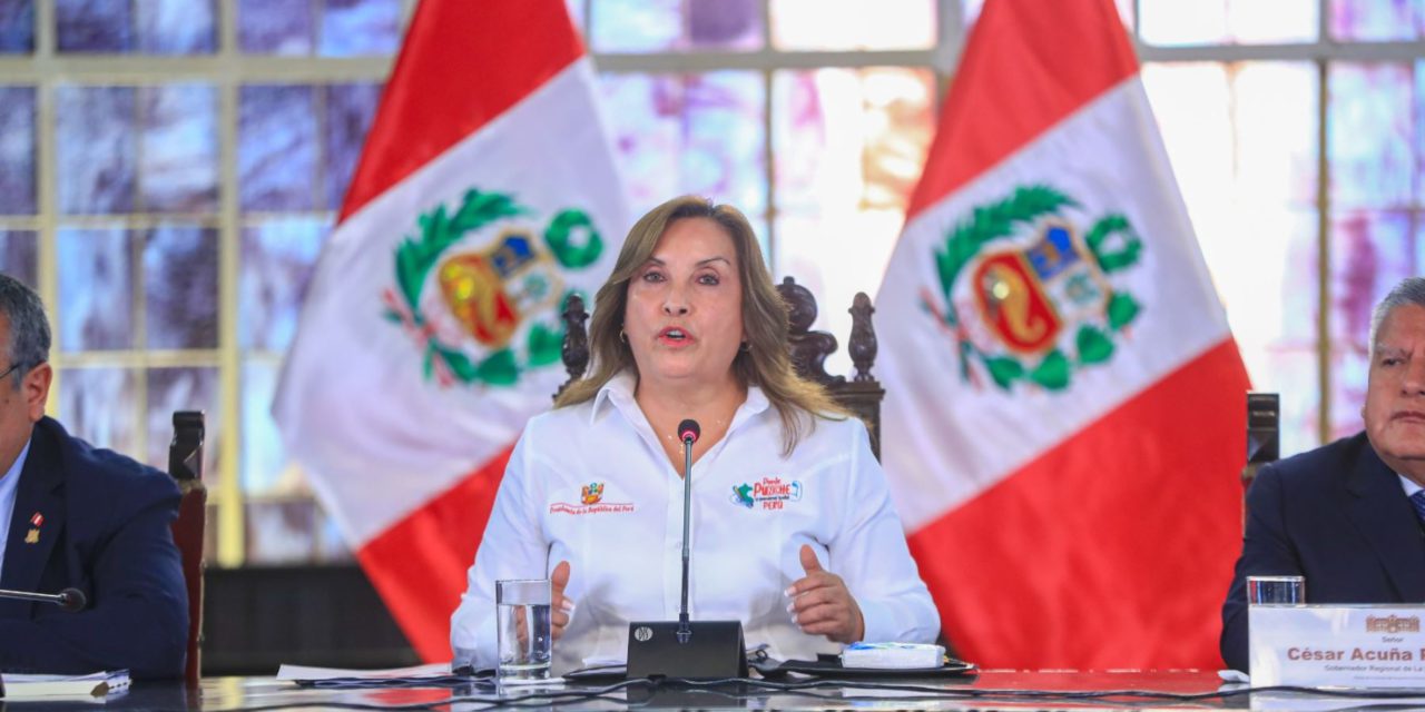 Qué se sabe del secuestro y el asesinato de 13 mineros en Pataz por los que la presidenta de Perú declaró el toque de queda en la zona