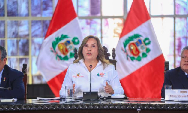 Qué se sabe del secuestro y el asesinato de 13 mineros en Pataz por los que la presidenta de Perú declaró el toque de queda en la zona