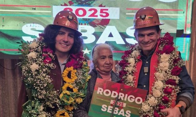 Sebastián Careaga, presentado como el ‘vice’ de Rodrigo Paz, pide apoyar a Doria Medina 