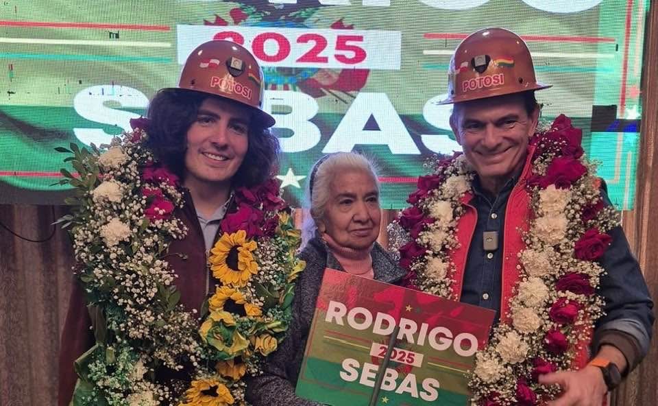 Sebastián Careaga, presentado como el ‘vice’ de Rodrigo Paz, pide apoyar a Doria Medina 