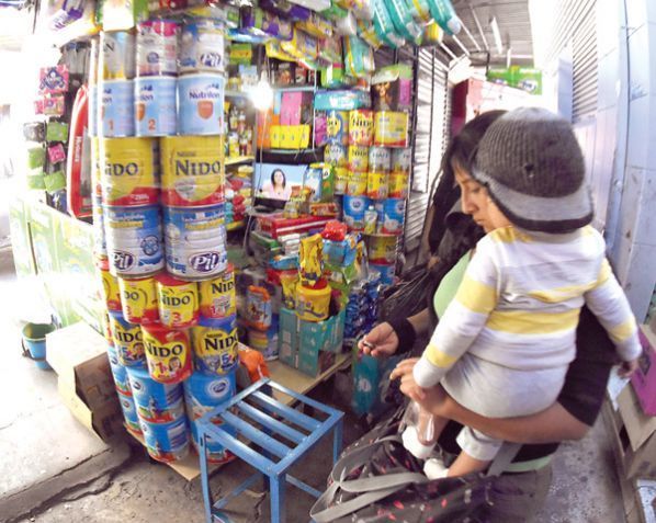 Sube el precio de la leche de Bs 6,90 a Bs 9, en tiendas de barrio 