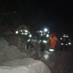 Adulto mayor muere tras caer a un barranco mientras guiaba maniobra vehicular
