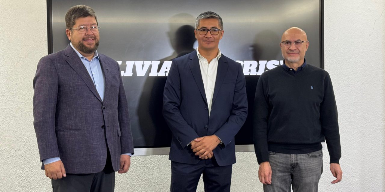 Samuel designa a José Gabriel Espinoza como líder de su equipo económico