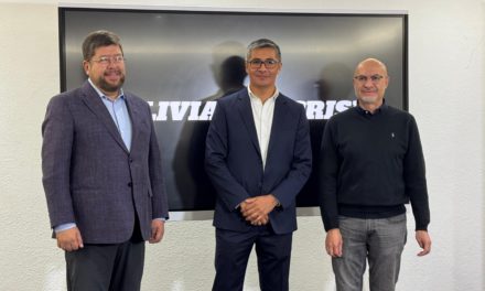 Samuel designa a José Gabriel Espinoza como líder de su equipo económico