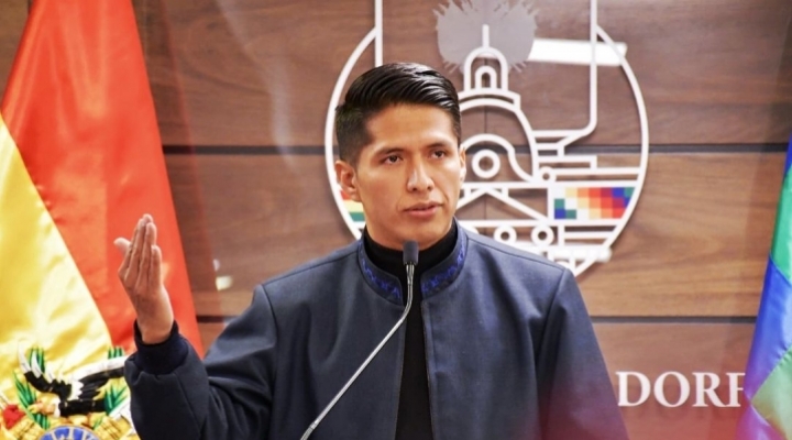 Andrónico Rodríguez irá con mujer en la vicepresidencia