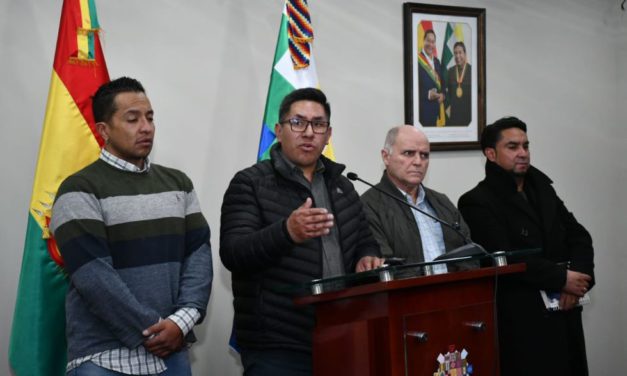 Gobierno afirma que hay abastecimiento de aceite y culpa a intermediarios por escasez y especulación