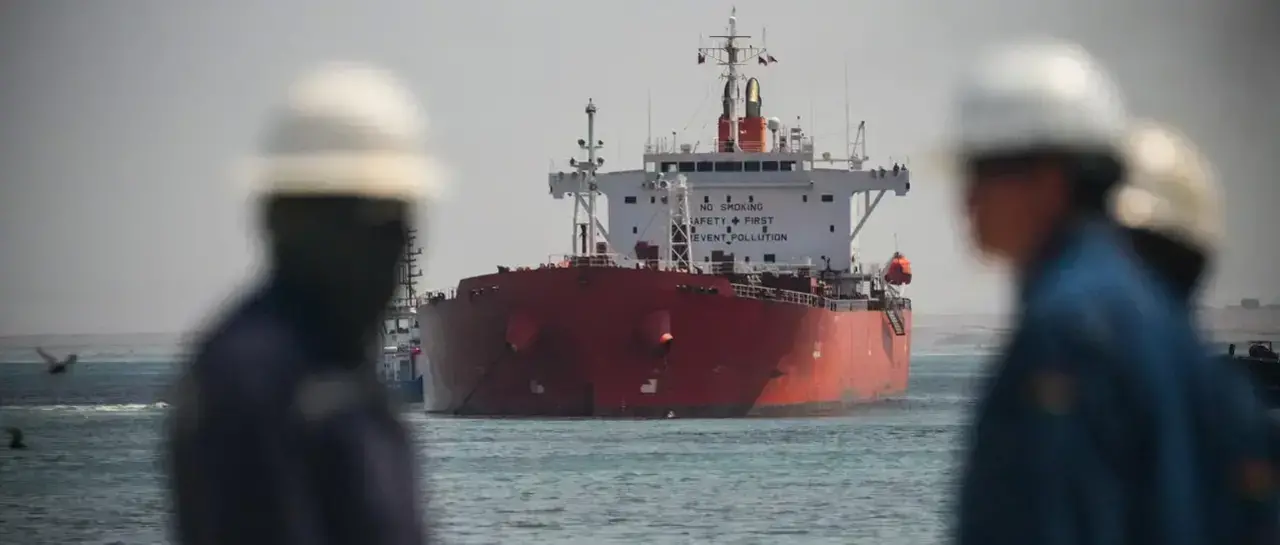 Gobierno: Este jueves inicia la descarga de 120 millones de litros de combustible en puertos de Chile y Perú