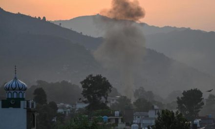 El conflicto entre India y Pakistán deja decenas de civiles muertos