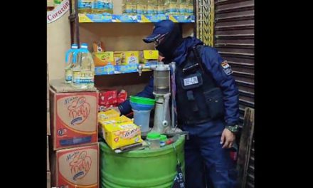 Operativo en Oruro halla aceite oculto para especular precios