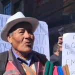 Abarroteros cierran tiendas por crisis y escasez en La Paz