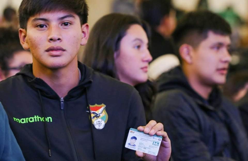 Jóvenes desde 16 años ya pueden tramitar licencia temporal
