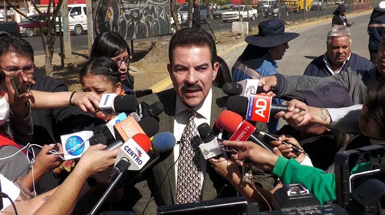 Manfred dejará la Alcaldía en junio y emprende viaje a EEUU