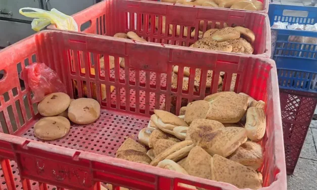 Suben insumos y panaderos reducen producción en Santa Cruz