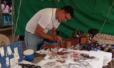 Migración de profesionales: 7 de 10 están en el sector informal