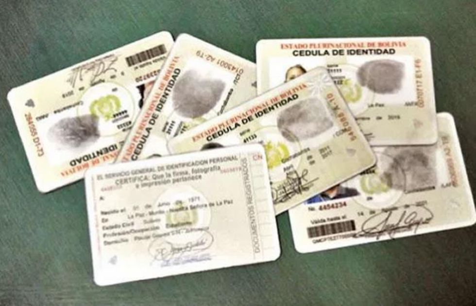 Estafadores roban identidad para registrar líneas telefónicas
