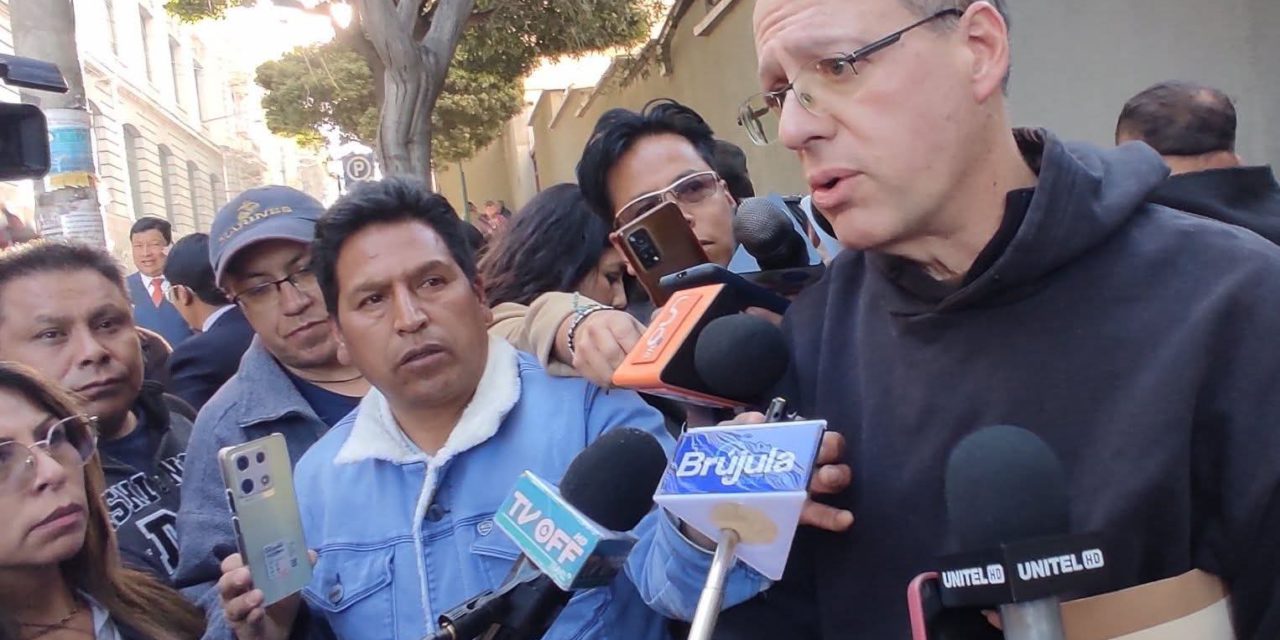 Dunn habla de medidas legales para figurar en la papeleta, en caso de no poder cumplir con el plazo del 25 de junio que fijó el TSE