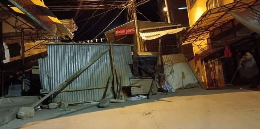 Barricadas, vigilia y temor en Llallagua; Evismo multiplicará bloqueos en La Paz; Celador, sospechoso de la fuga de 2 reos; ¿Adelantan la vacación de invierno?; Renace la ilusión mundialista de Bolivia