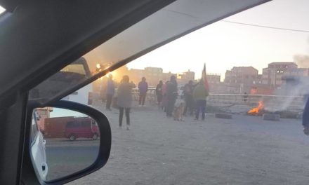 Vecinos bloquean ruta a Laja y exigen soluciones urgentes
