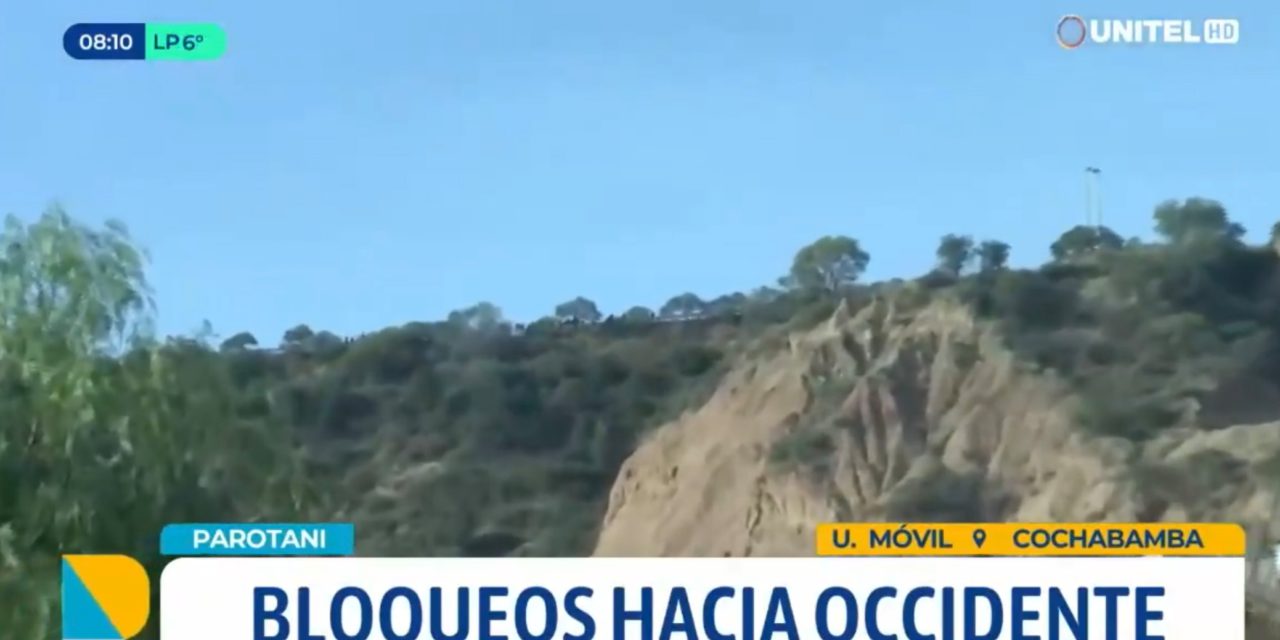 Cochabamba: Policías gasifican a bloqueadores y avanzan seguidos de militares en la ruta al occidente