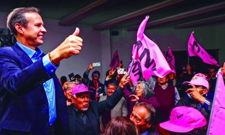 Tuto quiere aplicar las recetas de Víctor Paz para superar la crisis