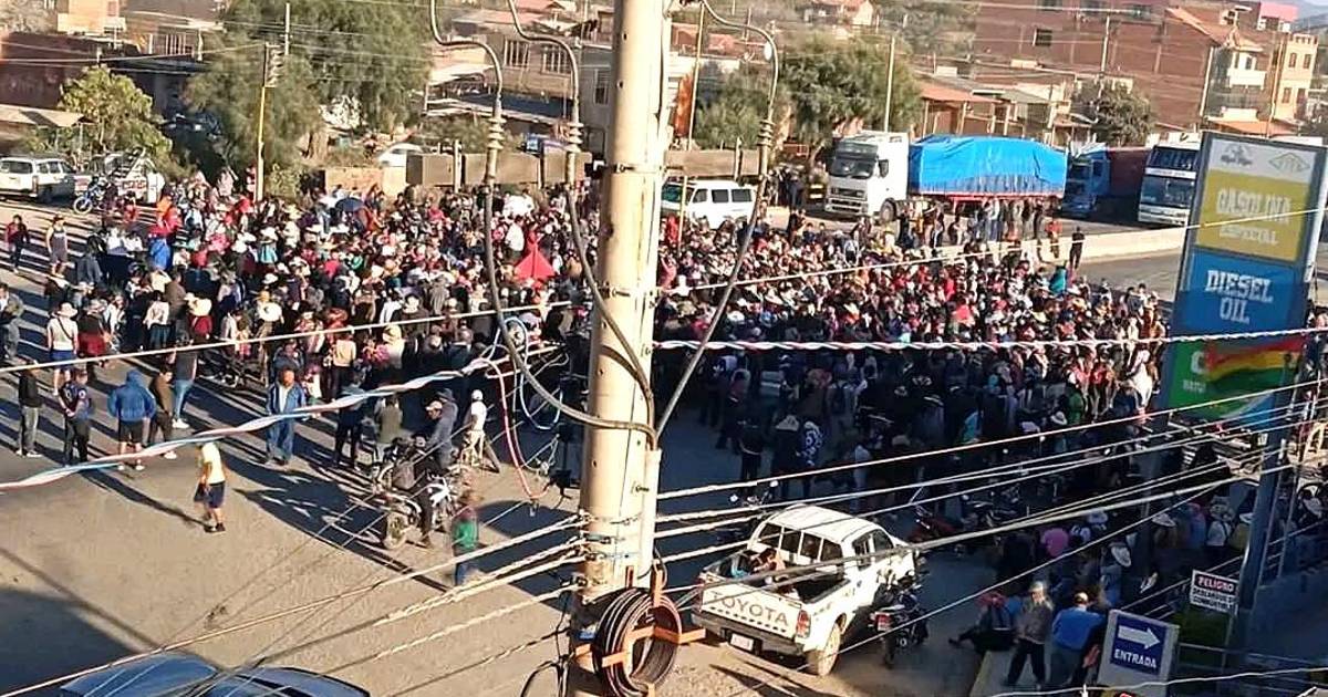 Gobierno contabiliza nueve bloqueos en Cochabamba y dice que son por evistas que buscan “boicotear las elecciones”