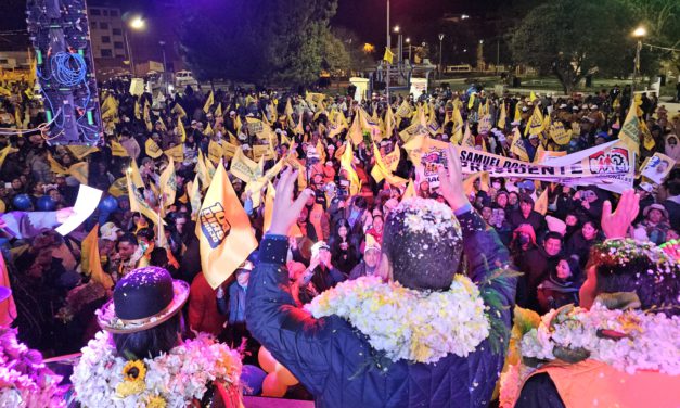 Samuel Doria Medina en Viacha: “La plata no alcanza, pero sé cómo resolver la crisis”