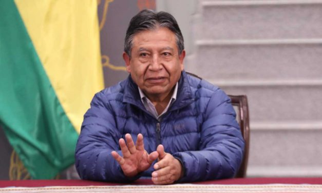 Choquehuanca convoca a reunión legislativa el viernes para buscar soluciones a la situación del país