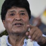 «Son acusaciones falsas»: Evo responde al dirigente que lo acusó de cercar La Paz