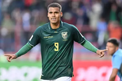 Bolivia vence a Chile y mantiene el sueño de disputar el repechaje para llegar al Mundial 2026