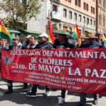 Luego de marchar en el centro de La Paz, choferes realizan un mitin; quieren una reunión directa con el presidente