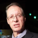 Jaime Dunn dice que presentó al TSE sus fotos como candidato y que el procedimiento para ser habilitado continúa
