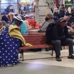 Viajes a Santa Cruz siguen bloqueados desde La Paz y El Alto